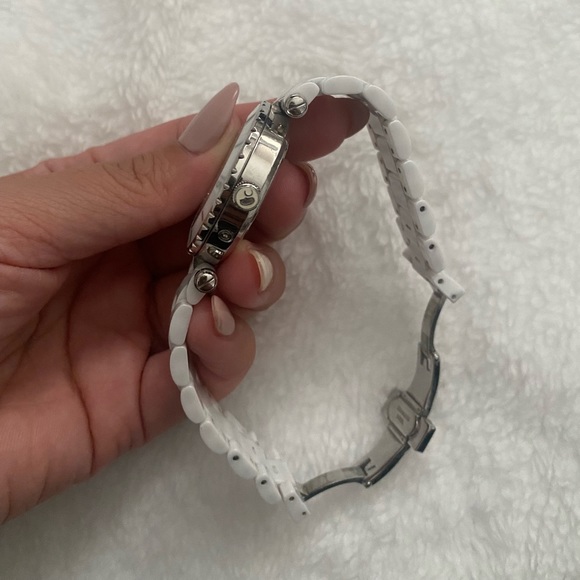 ‼️SOLD‼️ Gc “guess collection” Smart luxury watch - Picture 2 of 6